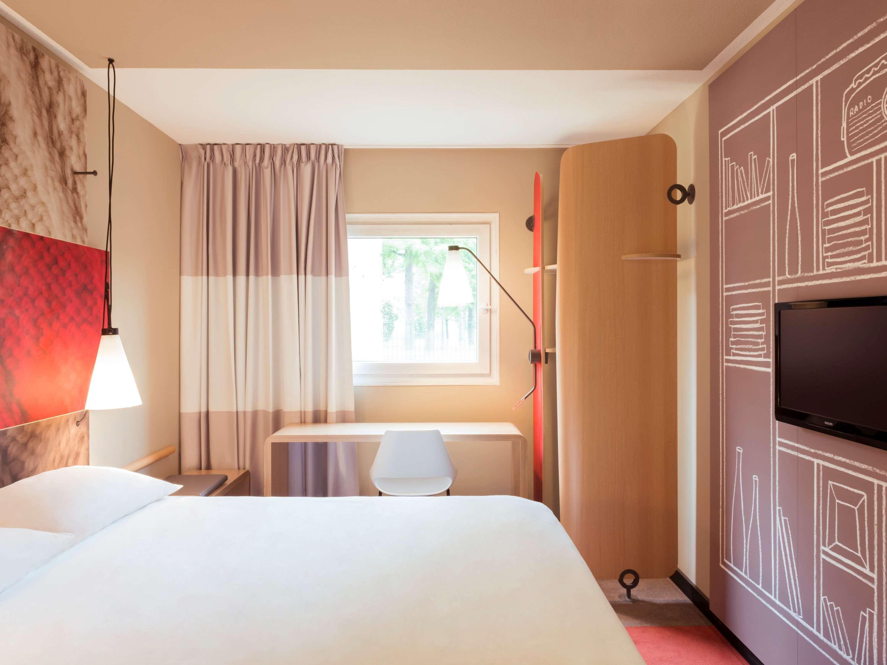 Ibis Budget Caen Porte De Bretagne Bretteville-sur-Odon Exteriér fotografie