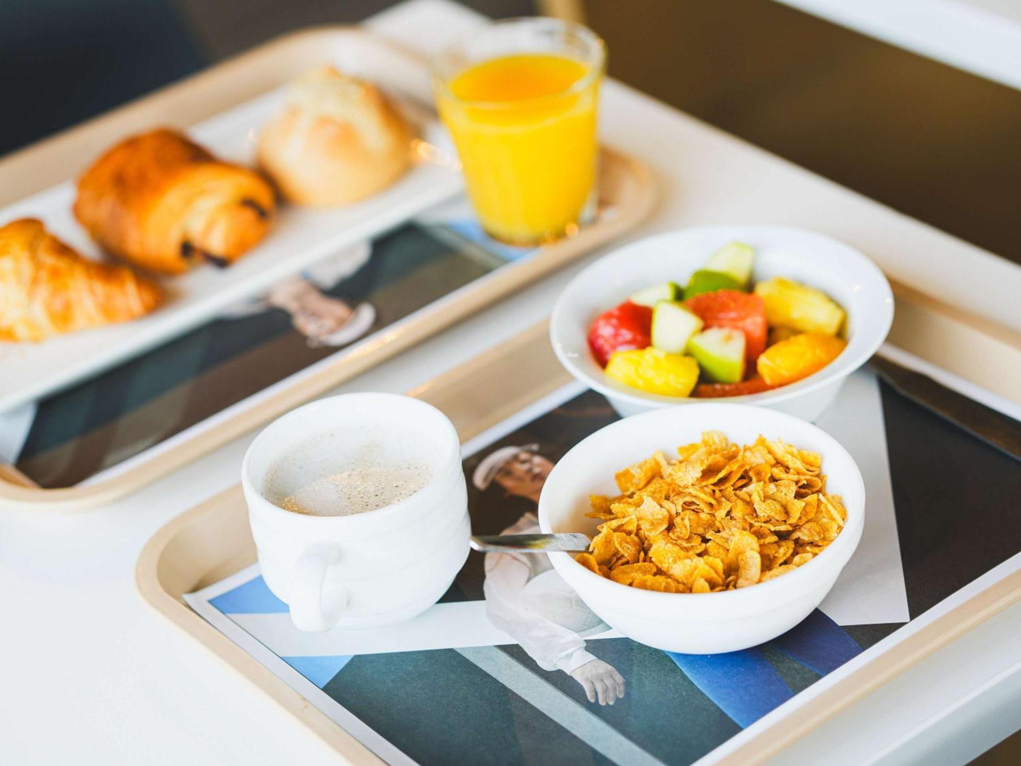 Ibis Budget Caen Porte De Bretagne Bretteville-sur-Odon Exteriér fotografie